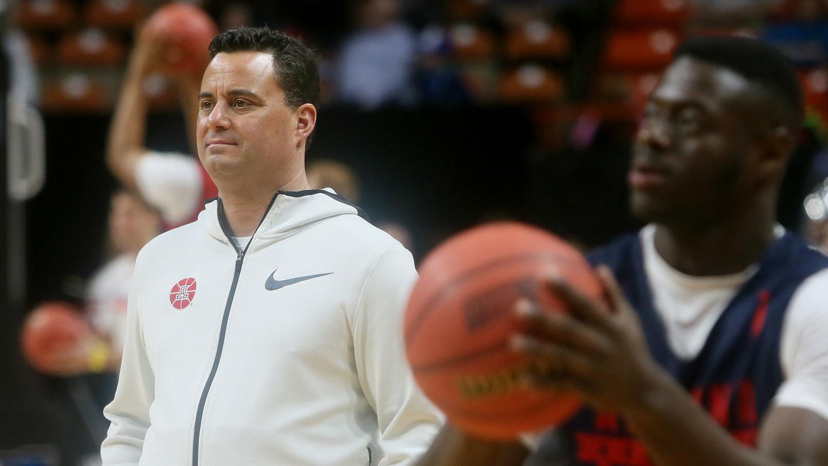 Actions, words show Sean Miller plans to stick with Arizona Wildcats next season